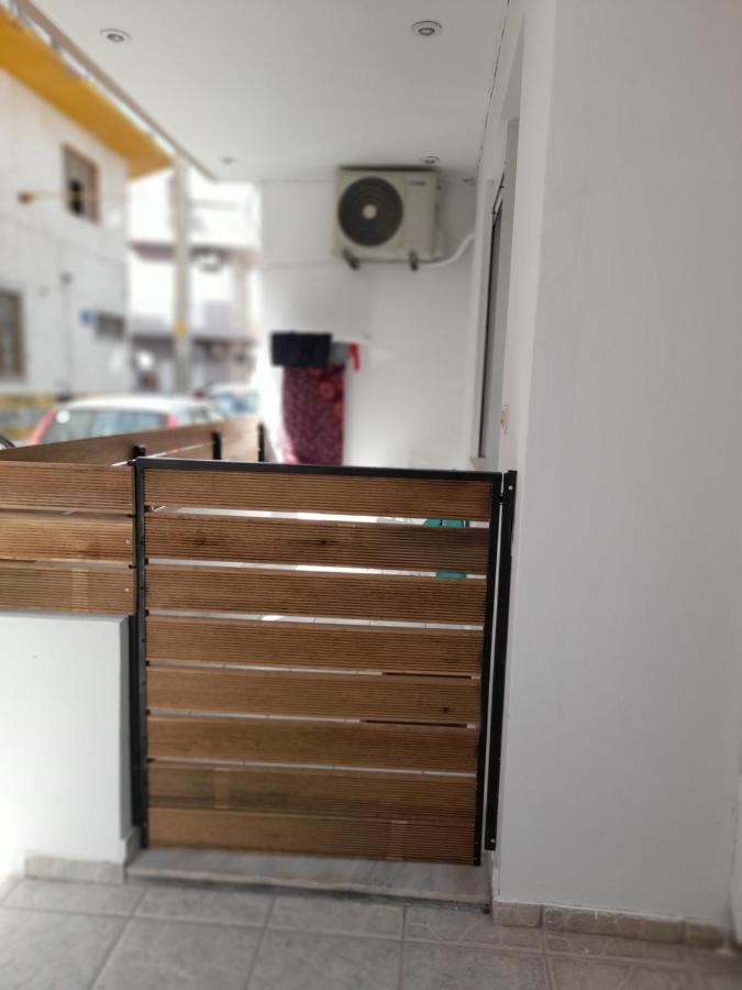 Apartment 1 *