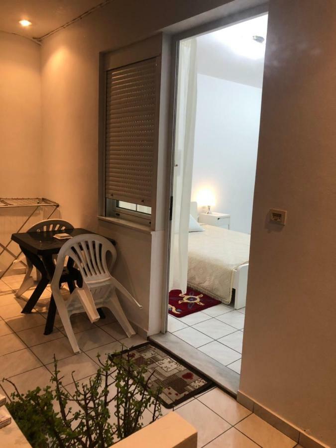 1 * Heraklion (Crete)
